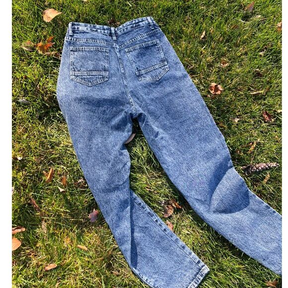 Upcycled Jeans Floral Baggy Dark Wash Hand-Painted Design Women - Picture 4 of 4